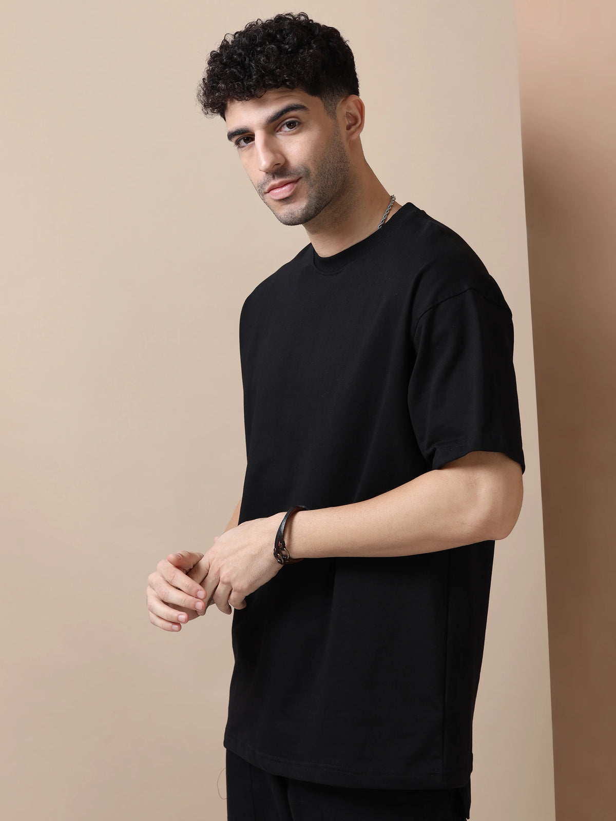 Essential Oversized Solid T-Shirt – Black